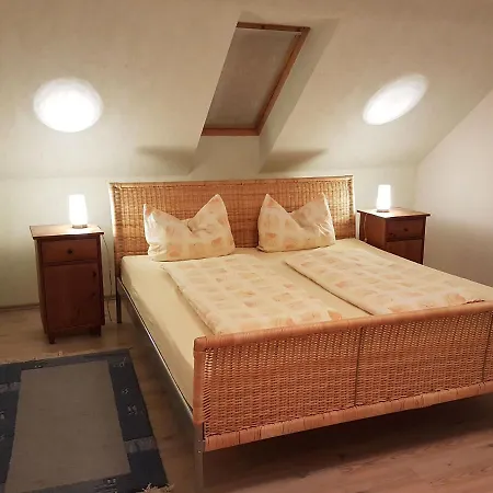 Monteurwohnungen Goeb - Nicht Fuer Urlaubsgaeste Апартаменты Geisa