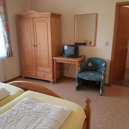 Апартаменты Monteurwohnungen Goeb - Nicht Fuer Urlaubsgaeste